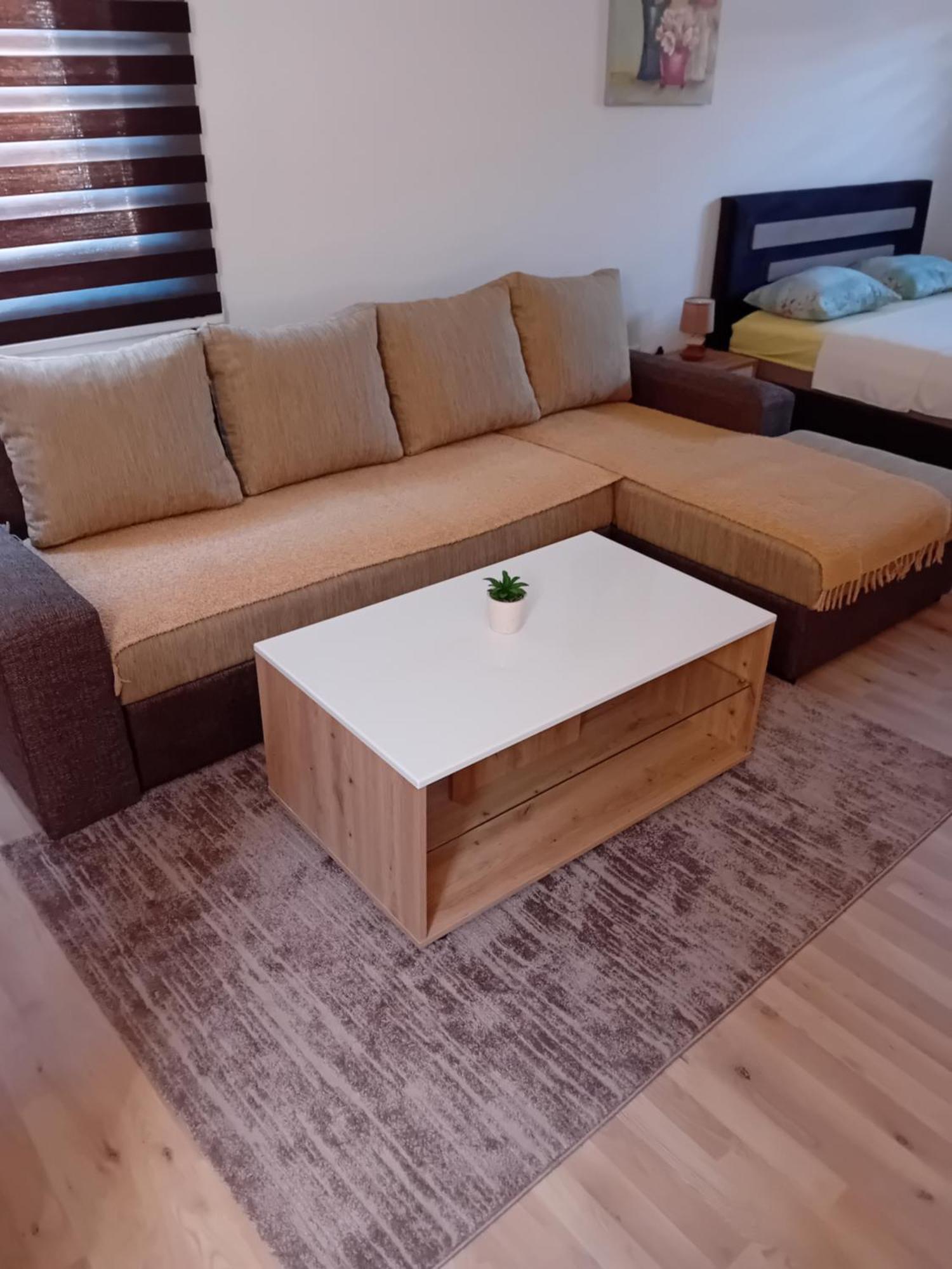 Apartmani Nikolic วิเชกราด ภายนอก รูปภาพ