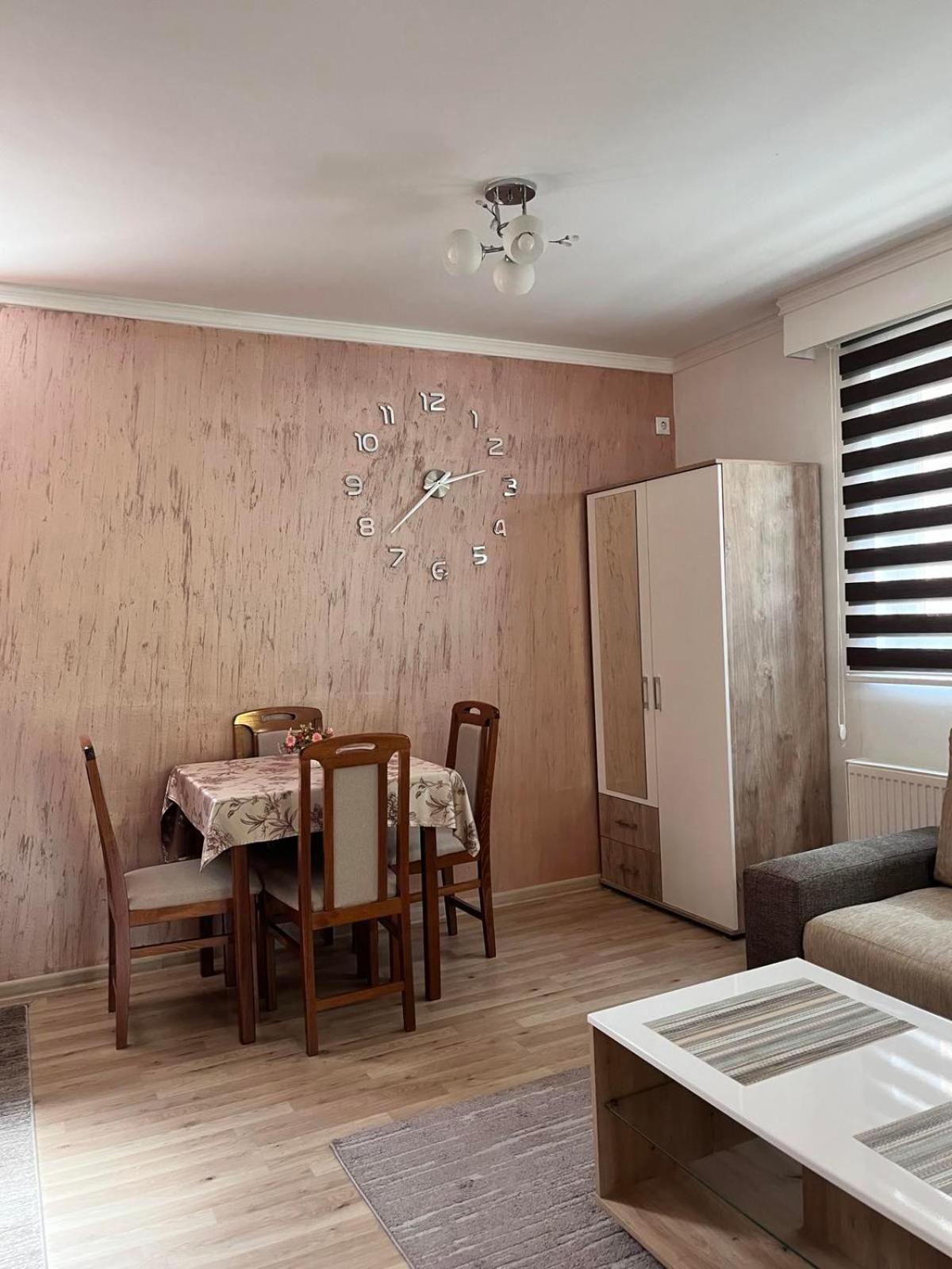 Apartmani Nikolic วิเชกราด ภายนอก รูปภาพ